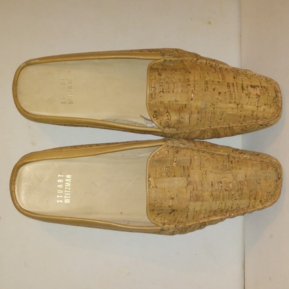 STUART WEITZMAN